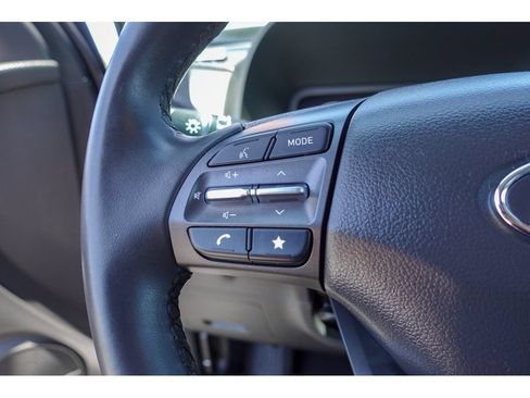 Used 2023 Hyundai Kona Limited FWD image 16