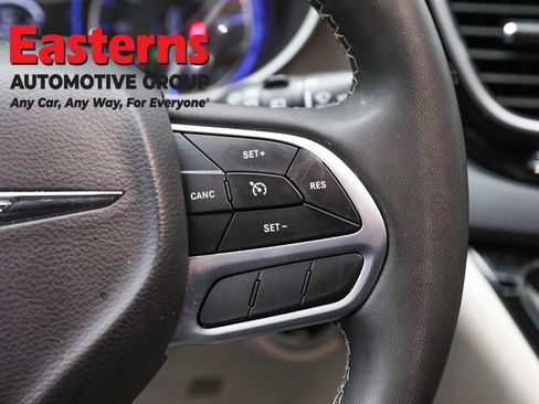 Used 2023 Chrysler Voyager LX FWD image 16