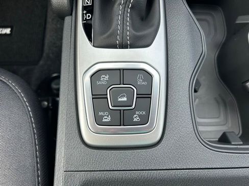 New 2026 Nissan Frontier SV w/ Tow Package image 19