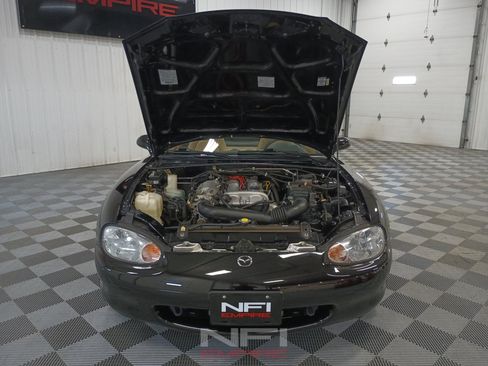 Used 1999 MAZDA MX-5 Miata RWD image 59
