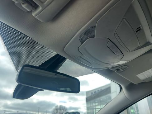 Used 2016 Ford Escape Titanium image 22