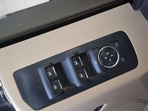 Used 2015 Ford F150 XLT w/ Equipment Group 302A Luxury RWD image 14