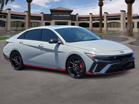 Used 2025 Hyundai Elantra N FWD image 3