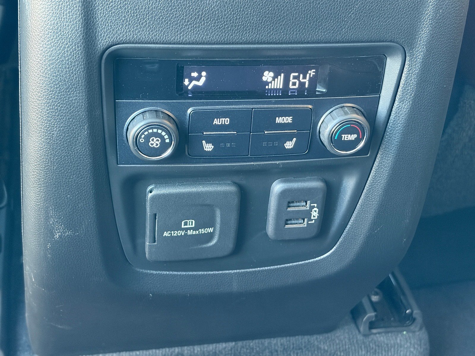 Used 2021 Buick Enclave Avenir w/ Avenir Technology Package FWD image 13