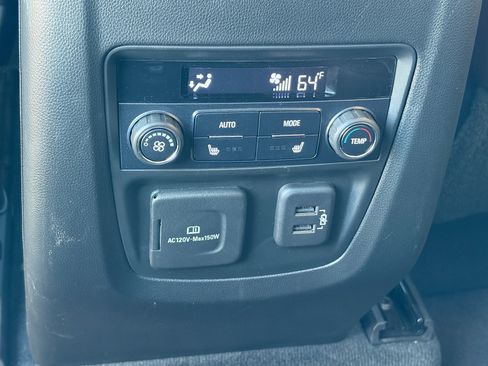 Used 2021 Buick Enclave Avenir w/ Avenir Technology Package FWD image 13