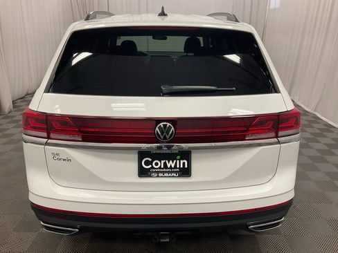 Used 2025 Volkswagen Atlas SE image 5