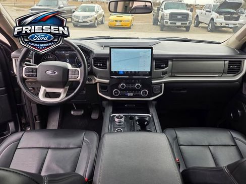 Used 2024 Ford Expedition Max XLT image 17
