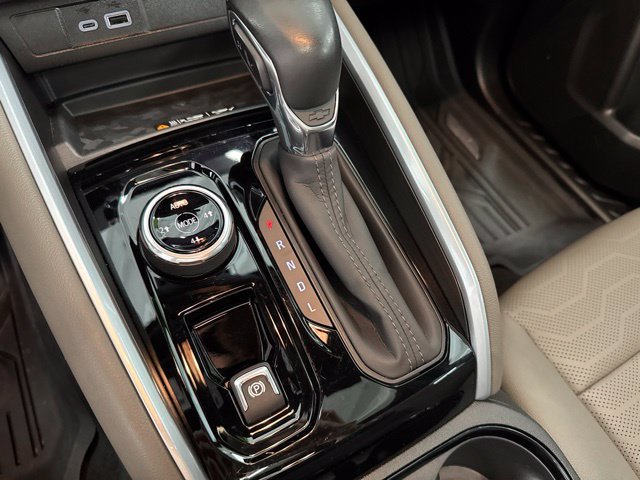 Used 2024 Chevrolet Colorado ZR2 w/ ZR2 Convenience Package III AWD/4WD image 40