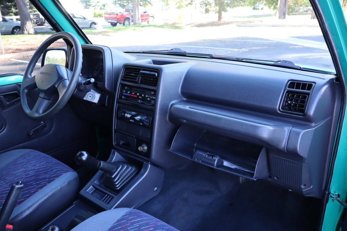 Used 1994 Geo Tracker Lsi AWD/4WD image 17