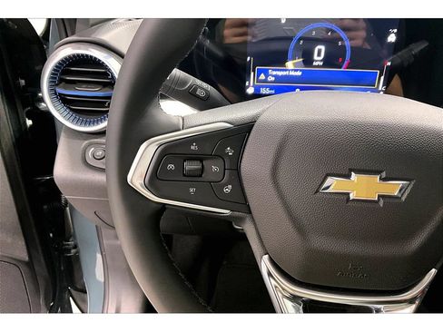 New 2026 Chevrolet Trax LT w/ LT Convenience Package FWD image 25