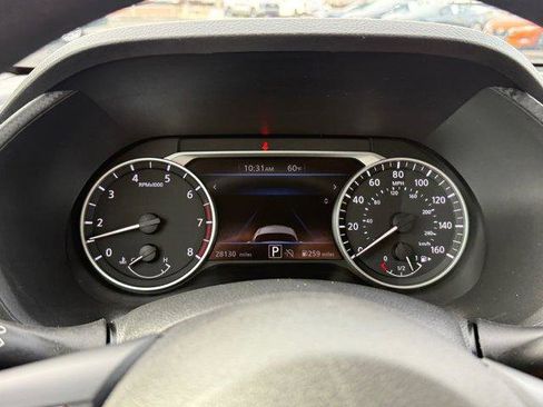 Used 2024 Nissan Sentra SV image 30