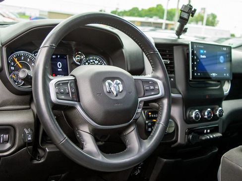 Used 2022 RAM 1500 Big Horn image 15