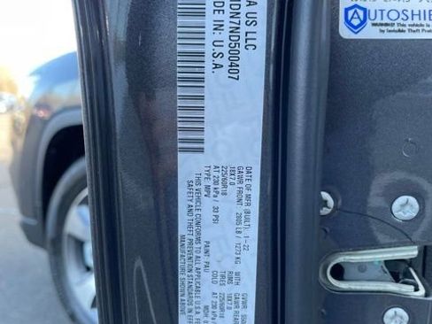 Used 2022 Jeep Cherokee Limited w/ Mopar Interior Package image 37