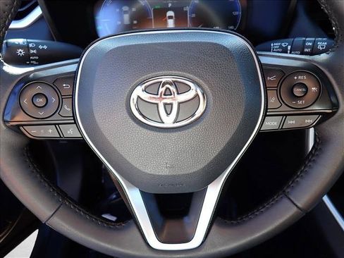 Used 2023 Toyota RAV4 XSE AWD/4WD image 19