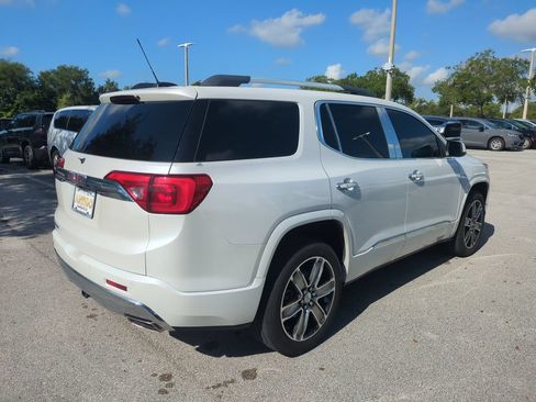 Used 2017 GMC Acadia Denali w/ Technology Package FWD image 6