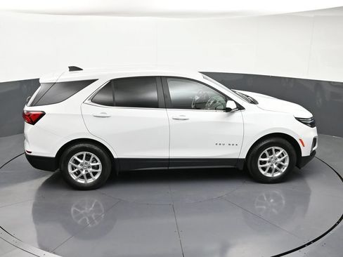 Certified 2024 Chevrolet Equinox LT AWD/4WD image 21