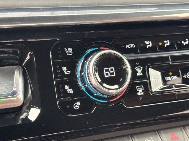 Used 2026 GMC Sierra 1500 Denali Ultimate AWD/4WD image 27