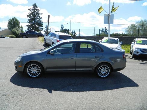 Used 2008 Volkswagen Jetta Wolfsburg Edition FWD image 5