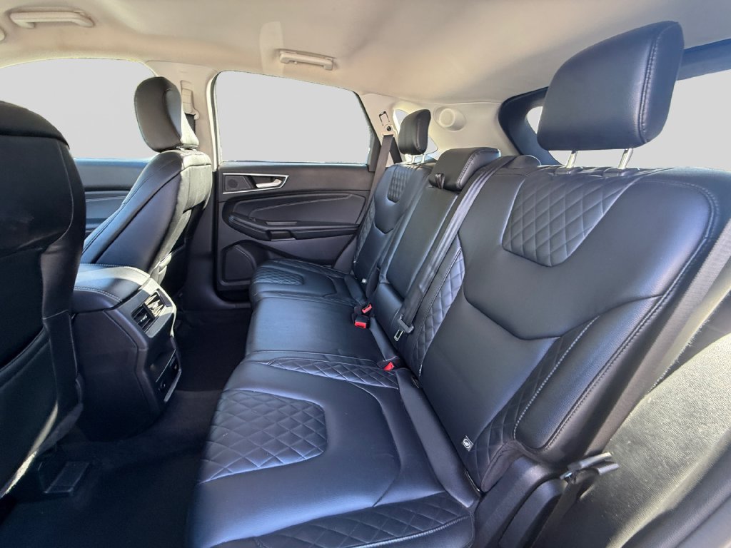 Used 2023 Ford Edge Titanium AWD/4WD image 13