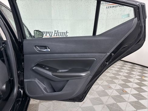 Used 2021 Nissan Altima 2.5 SV image 24