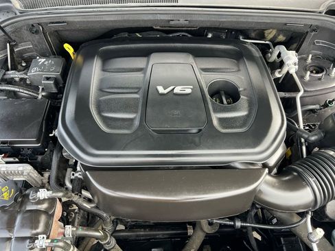 Used 2018 Jeep Grand Cherokee Altitude image 51