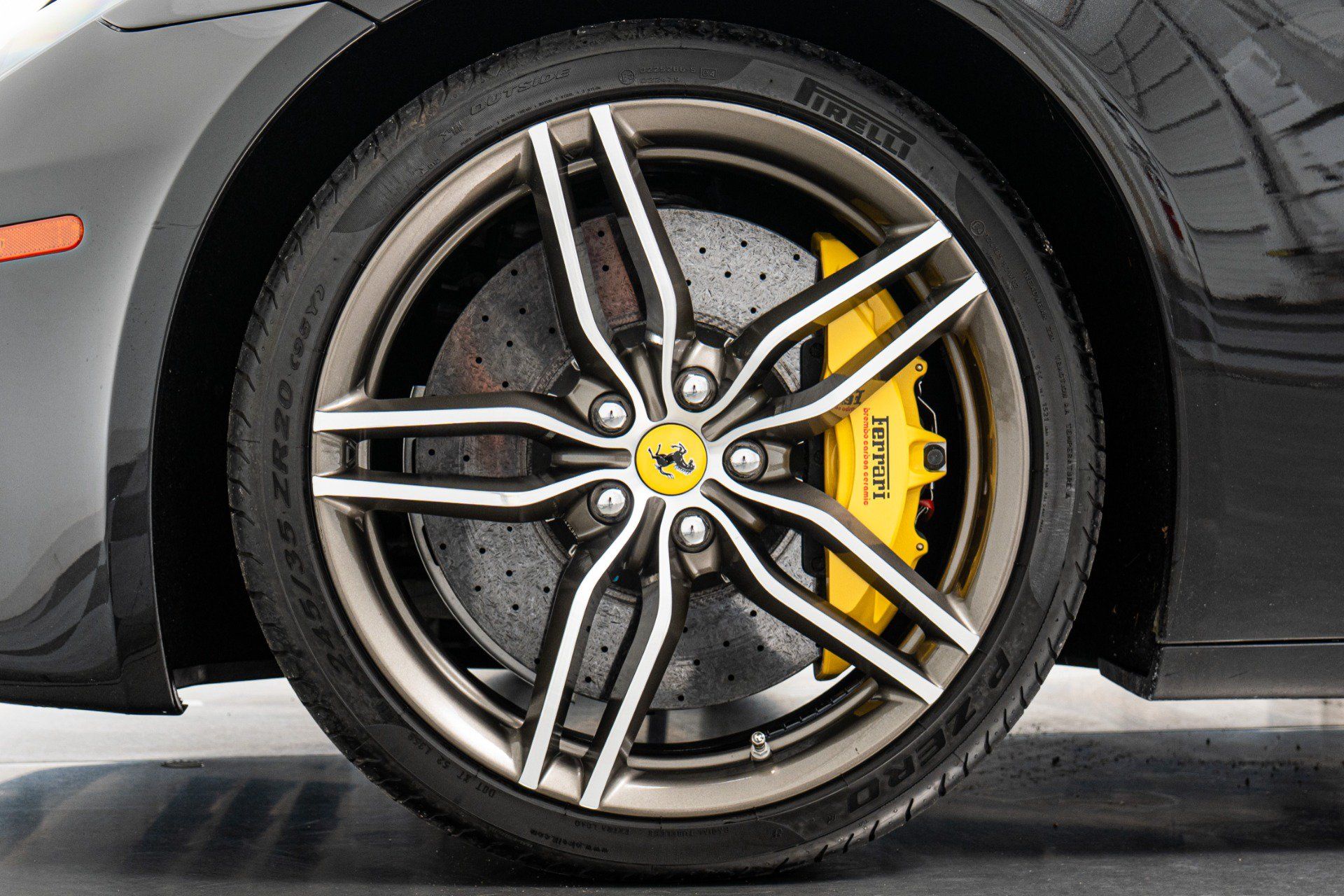 Used 2014 Ferrari FF AWD/4WD image 10