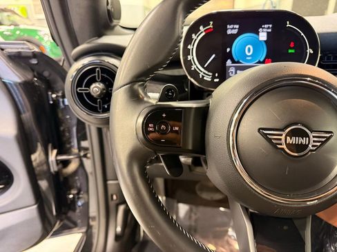 Certified 2023 MINI Cooper S w/ Signature Upholstery Package image 11