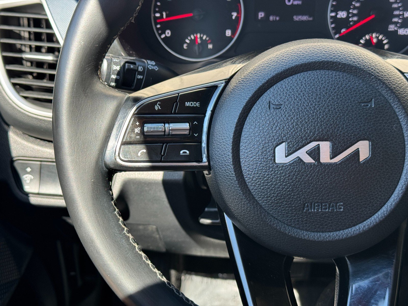 Used 2022 Kia Seltos S FWD image 19