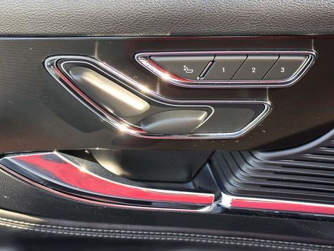 Used 2022 Lincoln Corsair AWD w/ Equipment Group 101A image 13