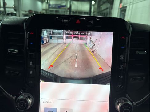 New 2026 RAM 2500 Laramie w/ Sport Appearance Package AWD/4WD image 18