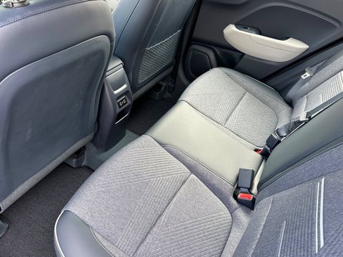 Used 2026 Hyundai Venue SEL FWD image 11