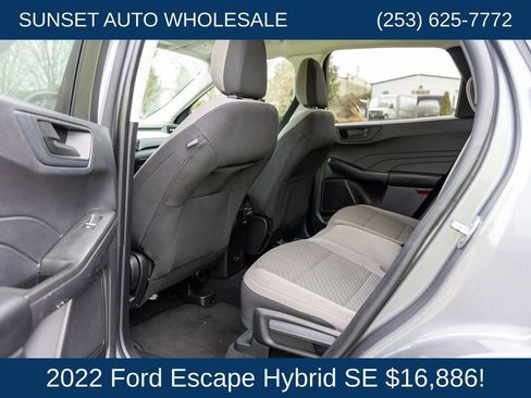 Used 2022 Ford Escape SE w/ Cold Weather Package image 62