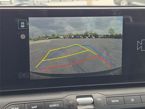 Used 2025 Kia K4 FWD image 26