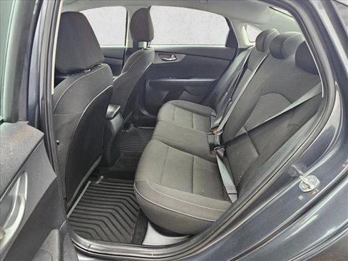 Used 2021 Kia Forte Sedan image 15