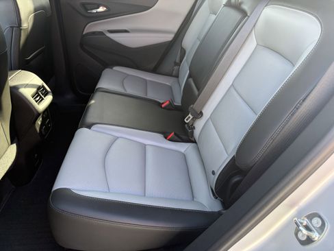 Used 2018 Chevrolet Equinox Premier image 9