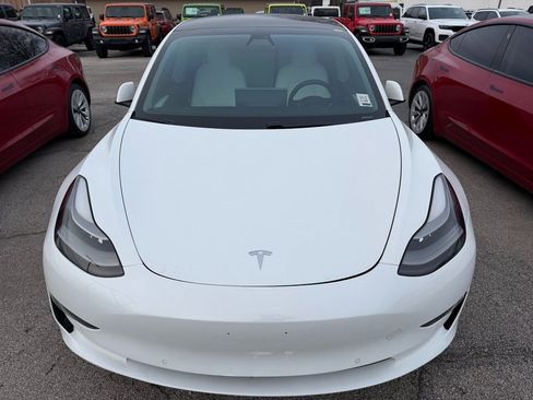 Used 2021 Tesla Model 3 Performance image 12