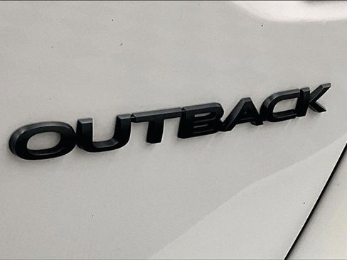 Used 2024 Subaru Outback Onyx Edition image 8
