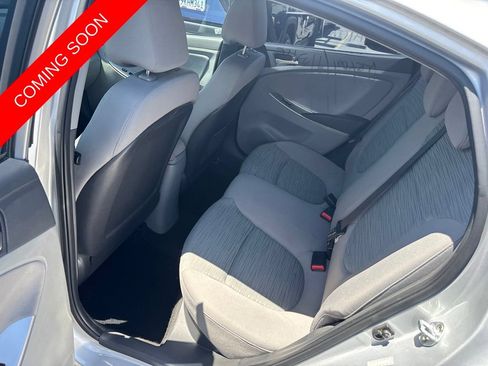 Used 2016 Hyundai Accent SE w/ Option Group 02 FWD image 11