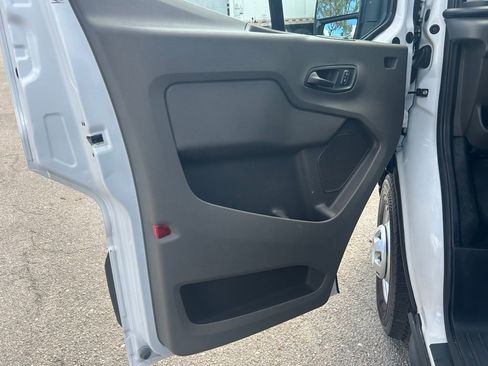 Certified 2024 Ford Transit 350 Low Roof image 33