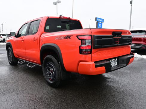 Certified 2025 Nissan Frontier PRO-4X w/ Interior Protection Package image 6