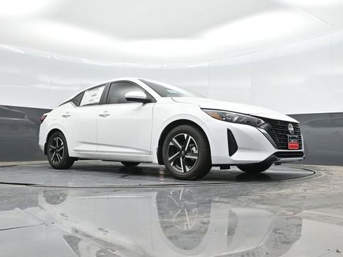 Used 2025 Nissan Sentra SV w/ All-Weather Package image 39