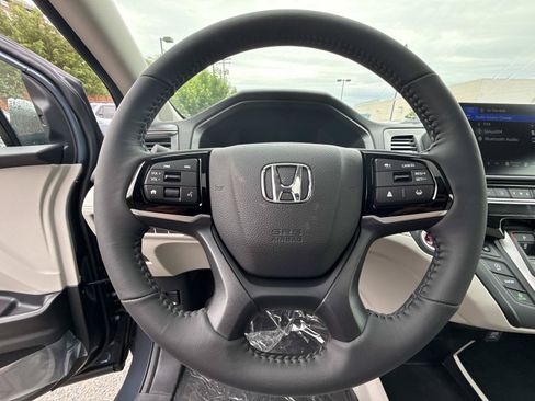 New 2026 Honda Odyssey EX-L image 9