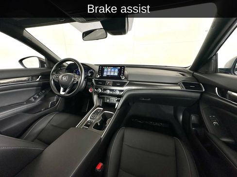 Used 2022 Honda Accord Sport image 2