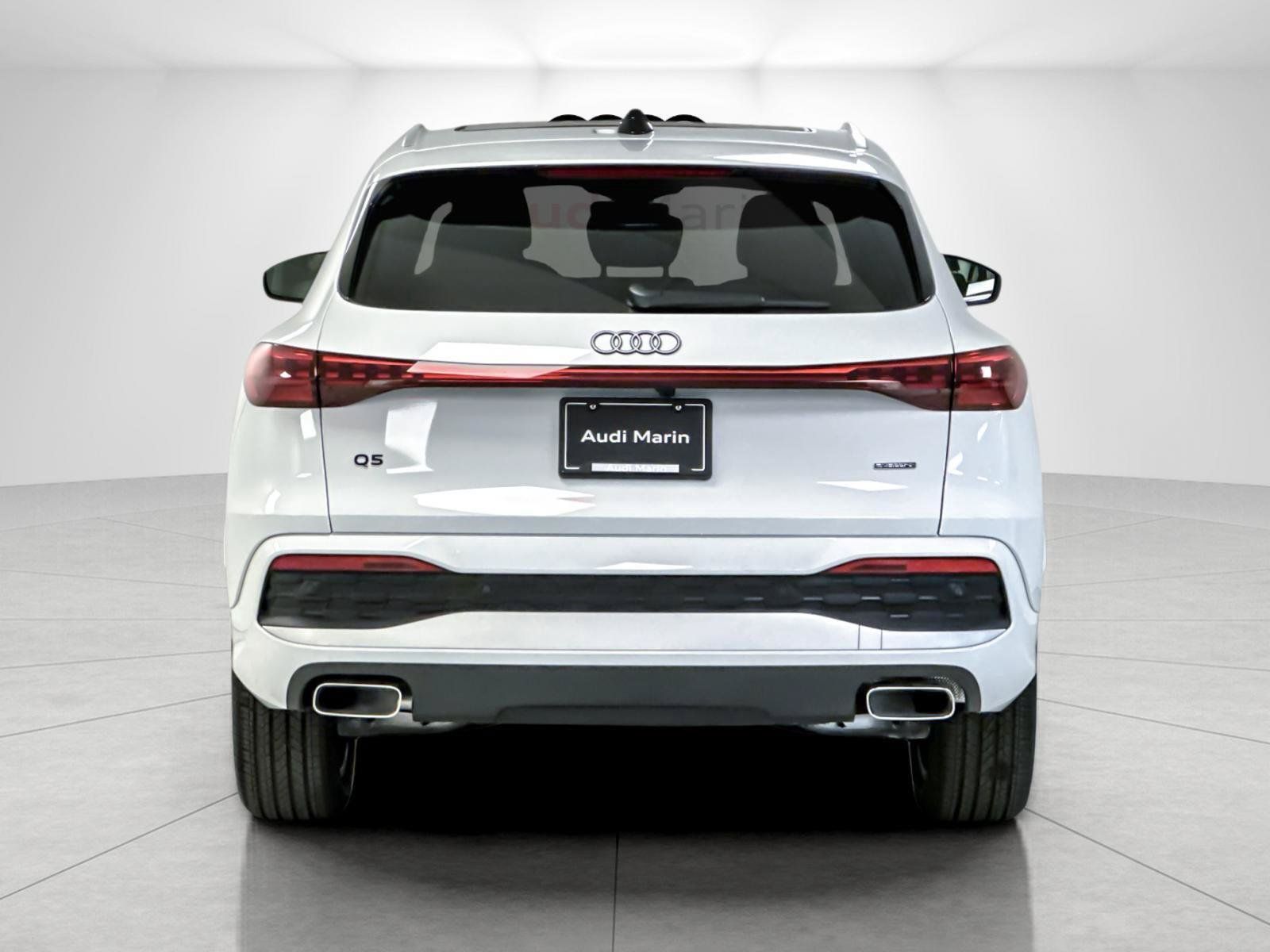 Used 2025 Audi Q5 Premium AWD/4WD image 4