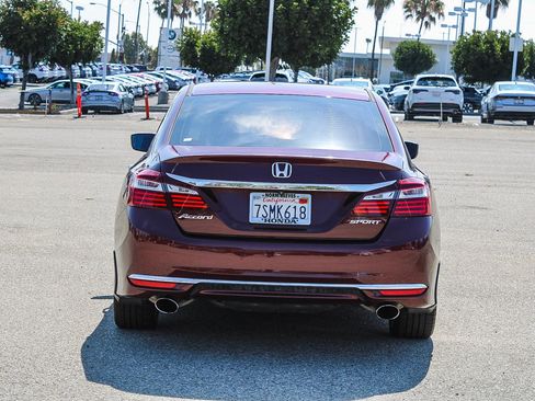 Used 2016 Honda Accord Sport image 8