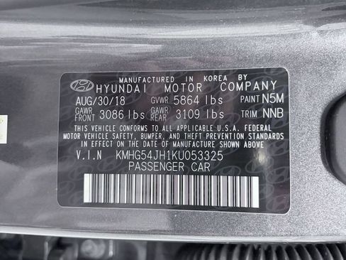 Used 2019 Genesis G90 5.0 Ultimate AWD/4WD image 23