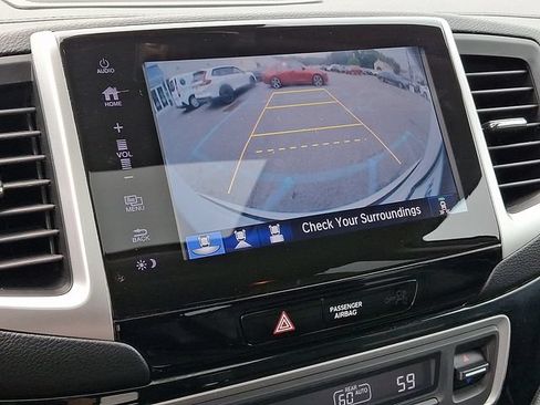Used 2017 Honda Pilot Elite image 21