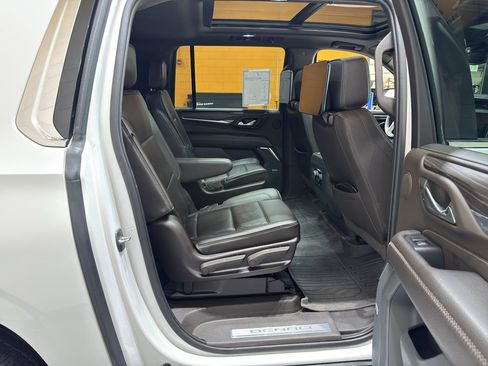 Certified 2023 GMC Yukon XL Denali w/ Max Trailering Package image 23