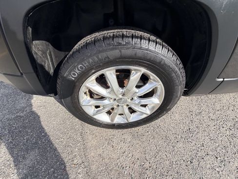 Used 2014 Jeep Cherokee Limited w/ Luxury Group image 35