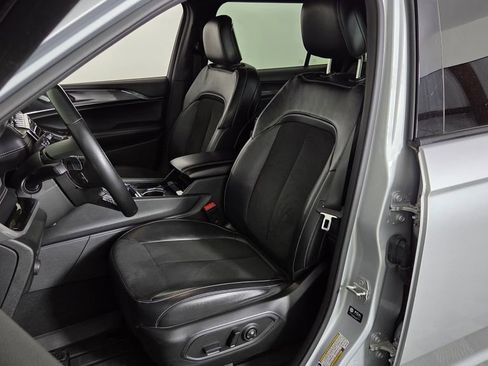 Used 2022 Jeep Grand Cherokee L Altitude image 16